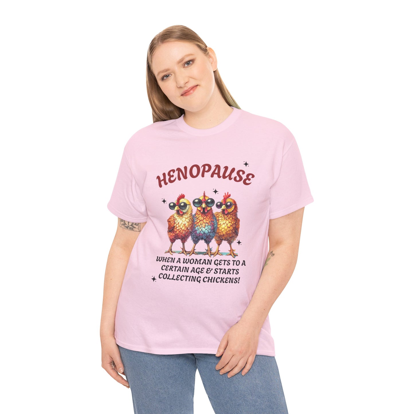 T-Shirt: Henopause Humor Vintage-Inspired