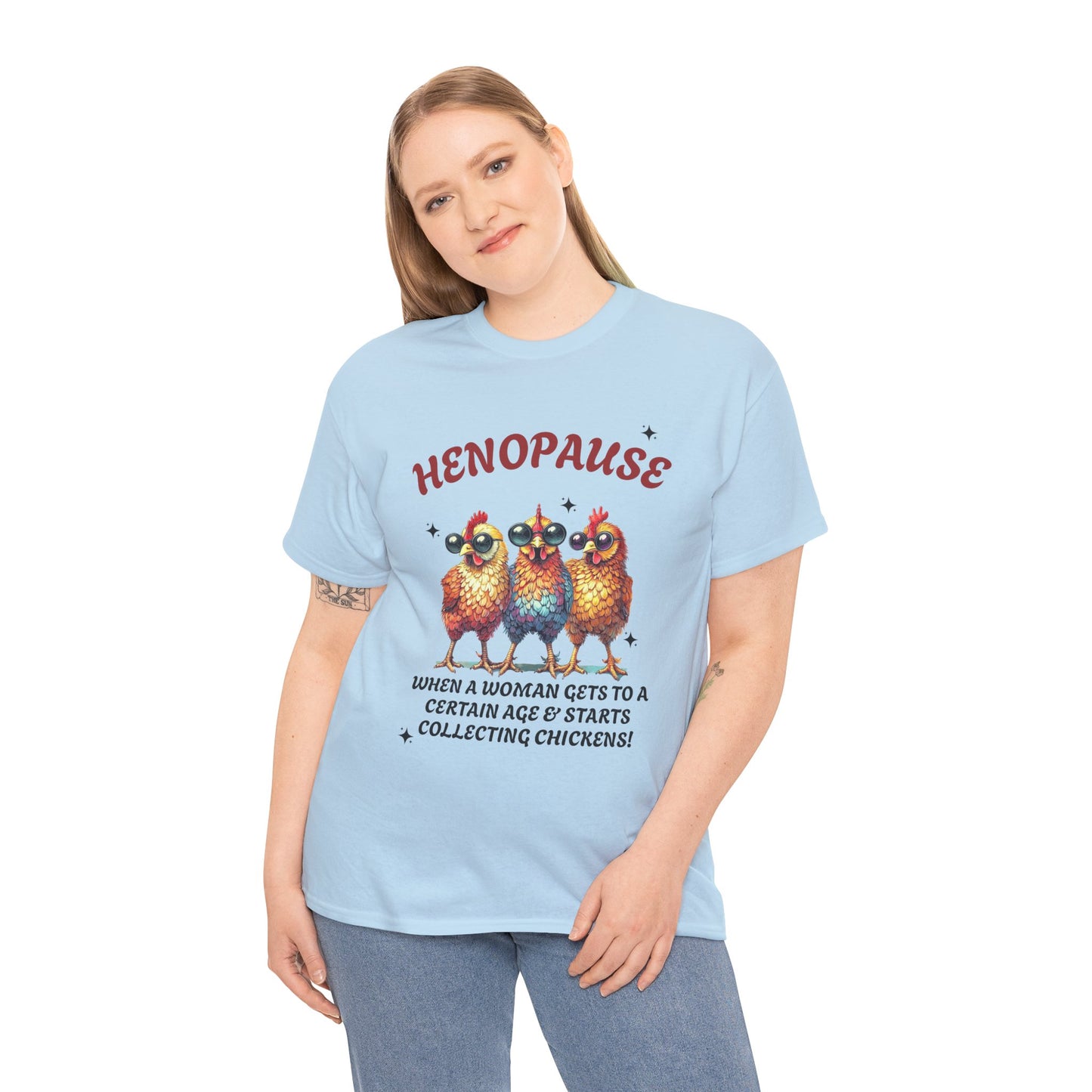 T-Shirt: Henopause Humor Vintage-Inspired