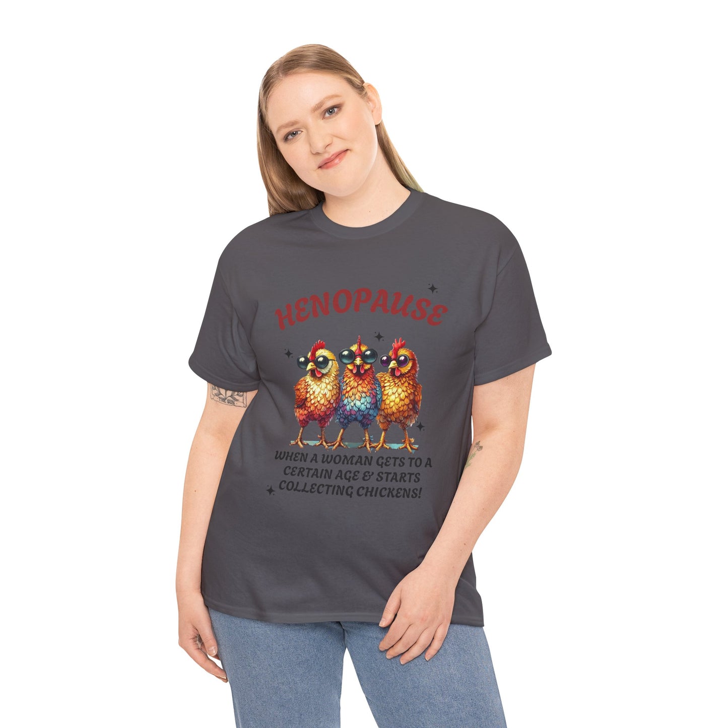 T-Shirt: Henopause Humor Vintage-Inspired