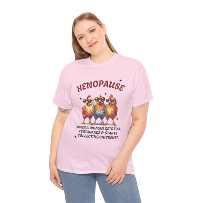 T-Shirt: Henopause Humor Vintage-Inspired