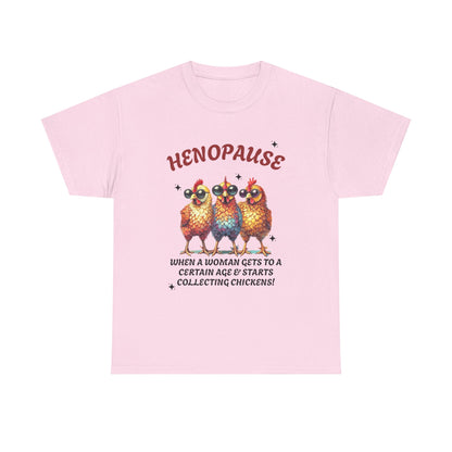 T-Shirt: Henopause Humor Vintage-Inspired