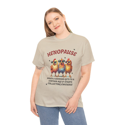 T-Shirt: Henopause Humor Vintage-Inspired